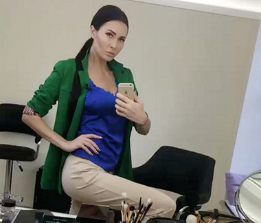 Элина Камирен