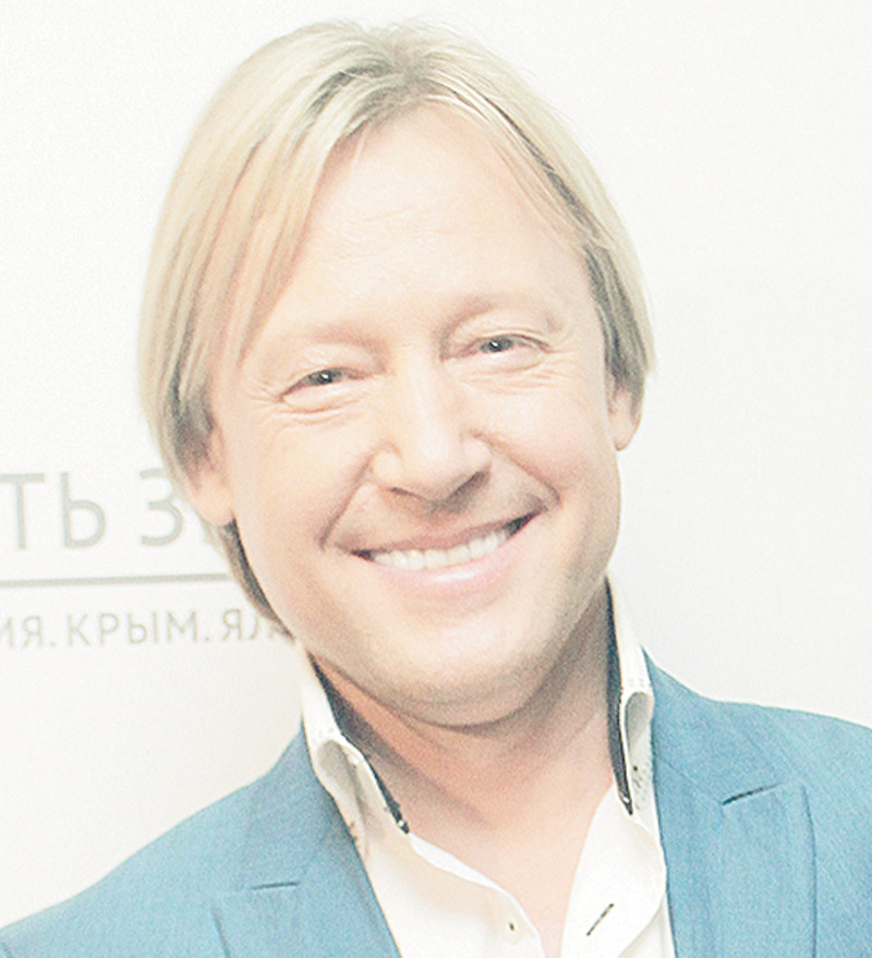 Дмитрий Харатьян