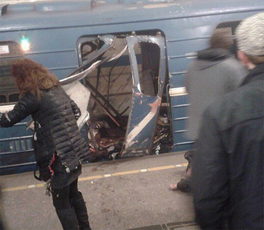 Звезды отреагировали на теракт в Санкт-Петербурге