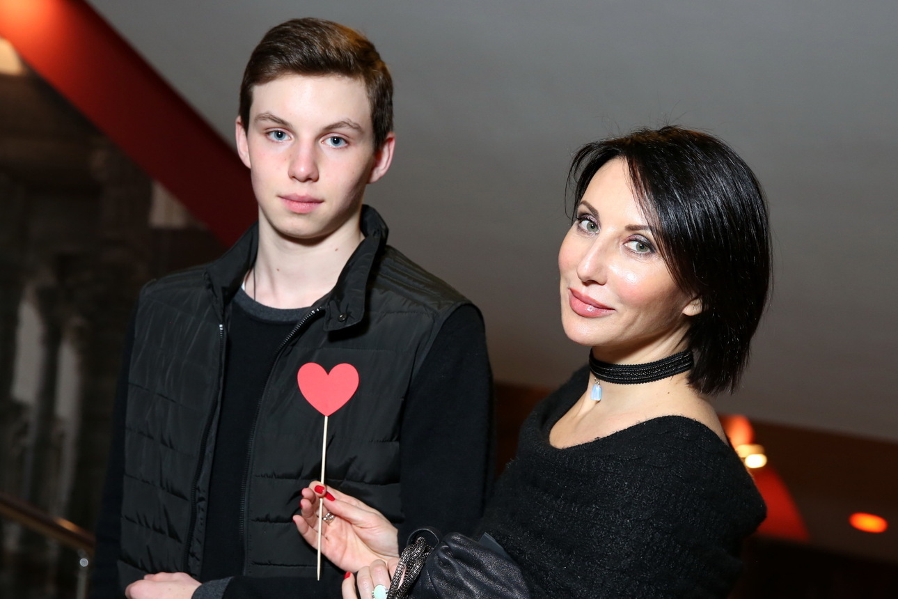 Алика Смехова со старшим сыном