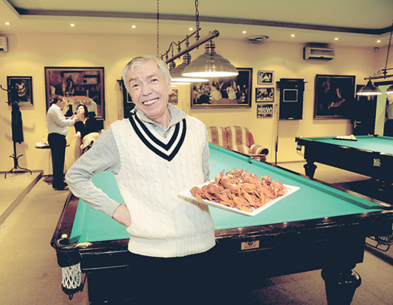 Юрий Николаев