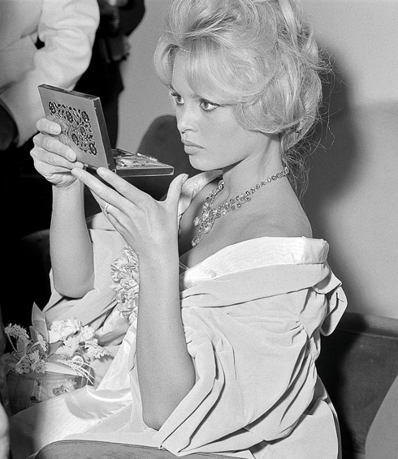 На Брижит Бардо можно любоваться бесконечно, 1958 год