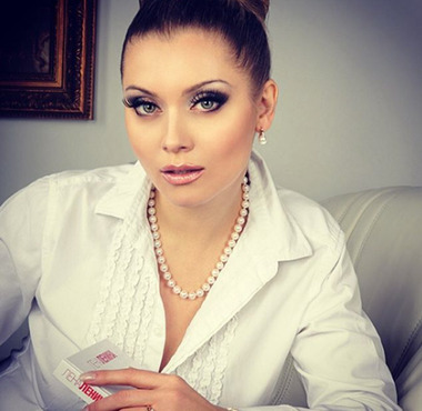 Лена Ленина