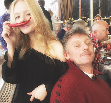Дмитрий Песков со своей дочерью Елизаветой
