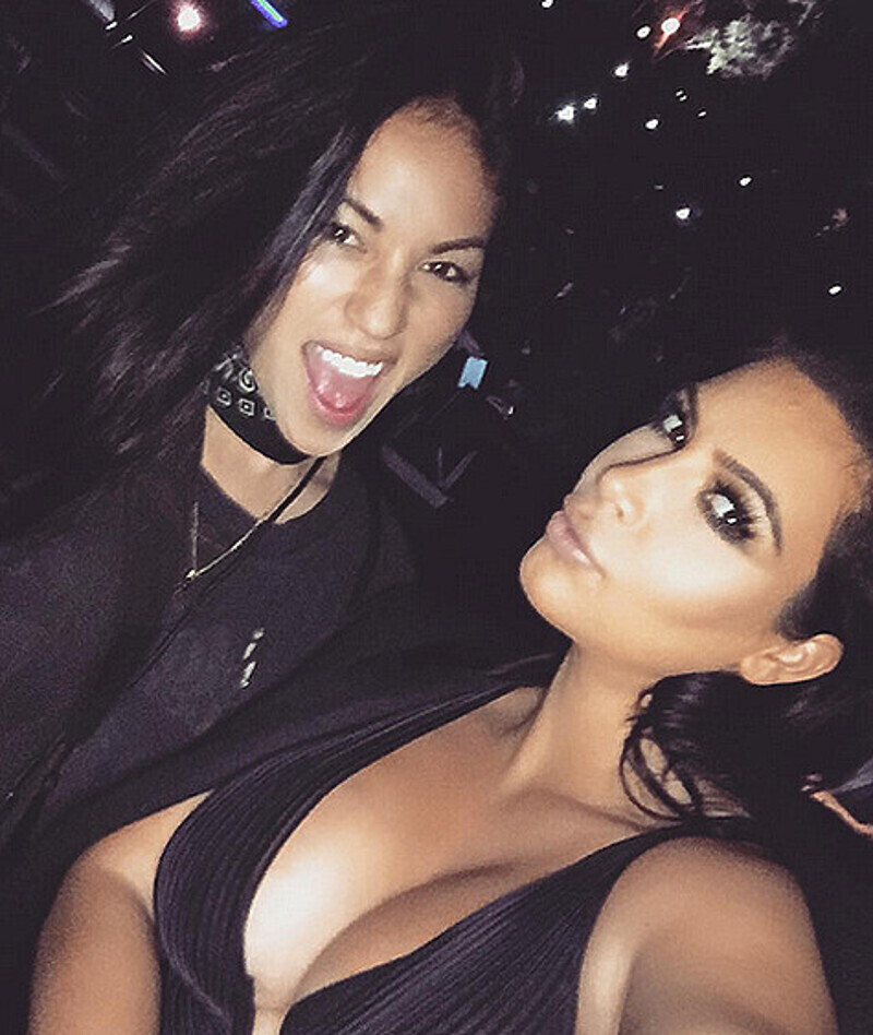 Ким Кардашьян опубликовала откровенные селфи. Фото: Instagram.com/kimkardashian.