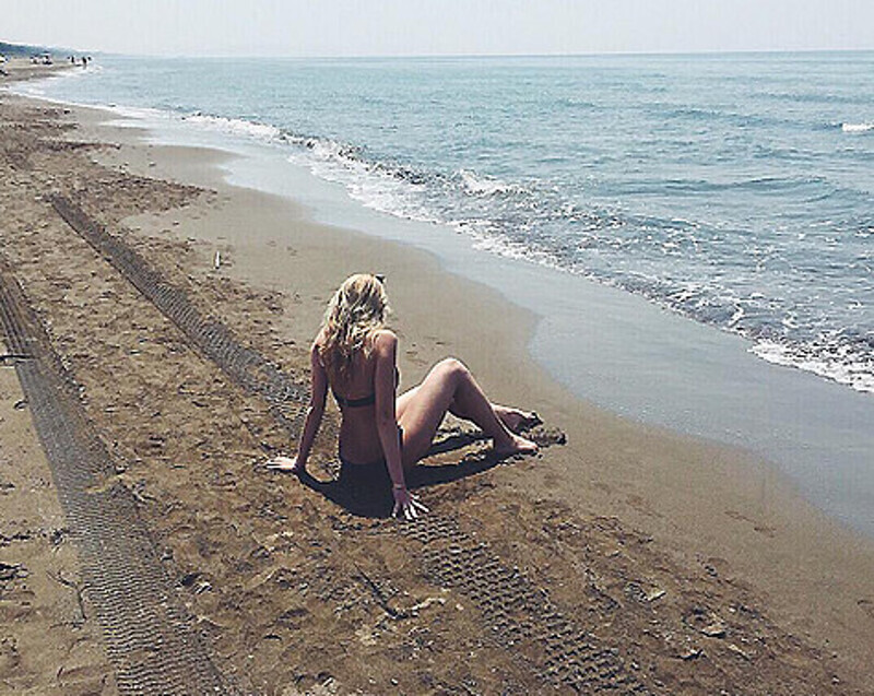 Ульяна Литвинова решила тоже опубликовать снимок в бикини. Фото: Instagram.com.