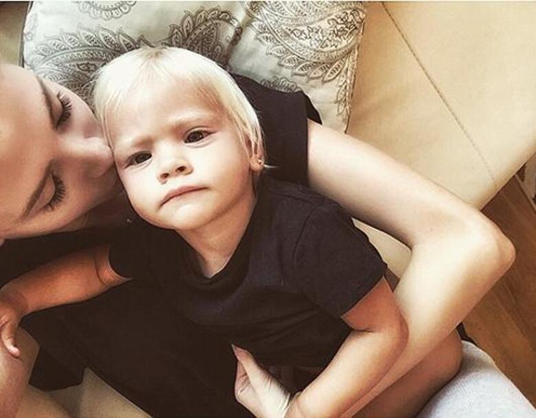 Алена Шишкова с дочерью. Фото: Instagram.com/Instagram.com/missalena92.