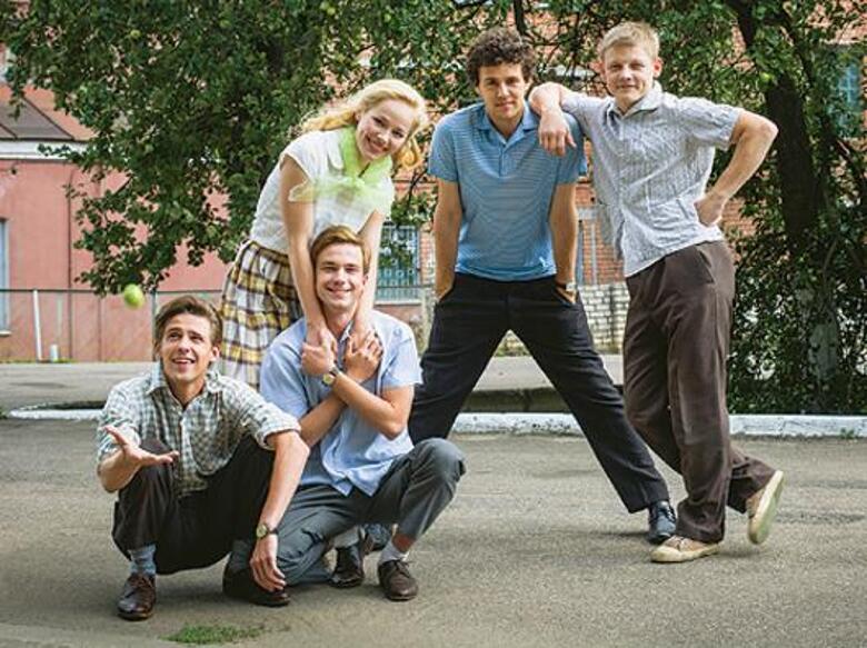 Актерский состав сериала «Фарца». Фото: материалы пресс-служб.