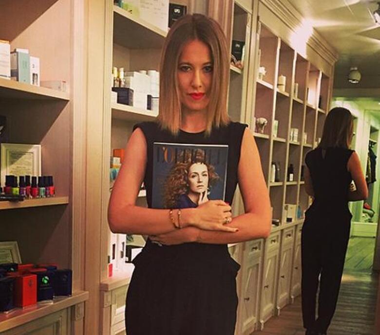 xenia_sobchak: «Новая жизнь-новый журнал-новая стрижка Спасибо». Фото: Instagram.com/xenia_sobchak.