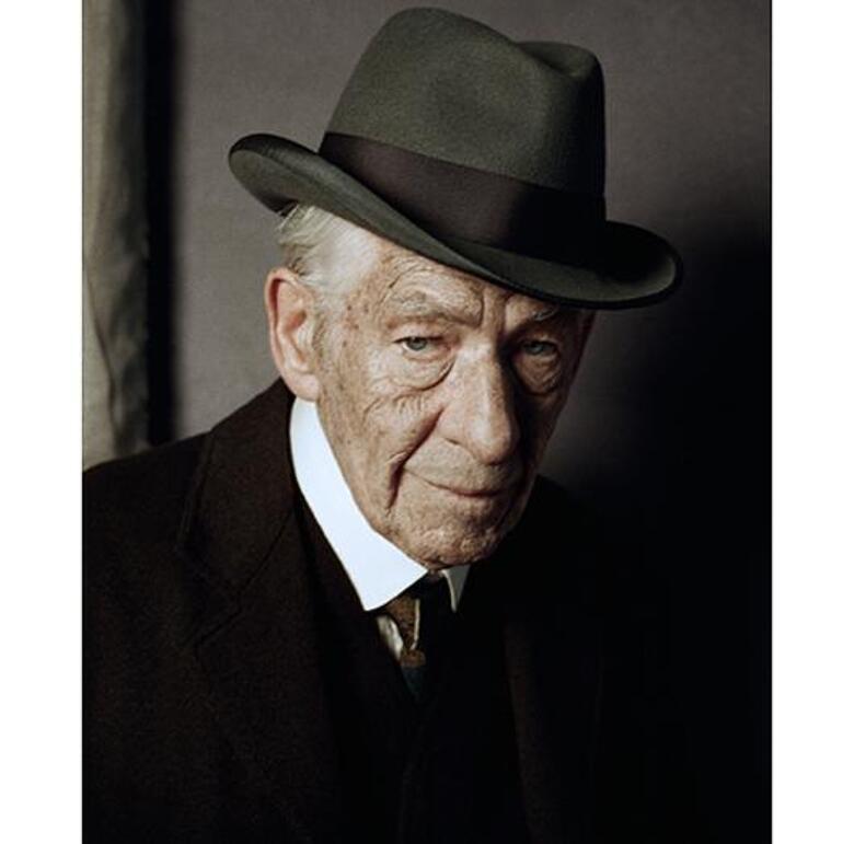 Иэн Маккеллен в роли Шерлока Холмса. Фото: Twitter.com/@IanMcKellen.