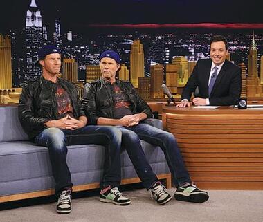 Уилл Феррелл и Чед Смит на шоу Джимми Фэллона. Фото: www.nbc.com/the-tonight-show.