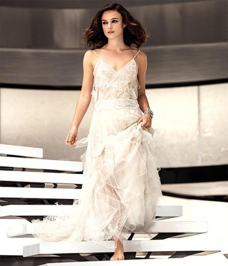 Кира Найтли в рекламе Coco Mademoiselle от Chanel.