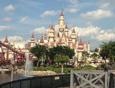 Сингапурский Universal Studio называют самым крупнейшим парком развлечений в Юго-Восточной Азии.