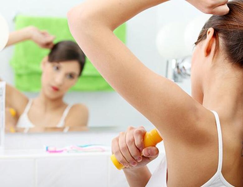 Дезодорант — главный must-have летнего сезона. Фото: Fotolia/PhotoXPress.ru.