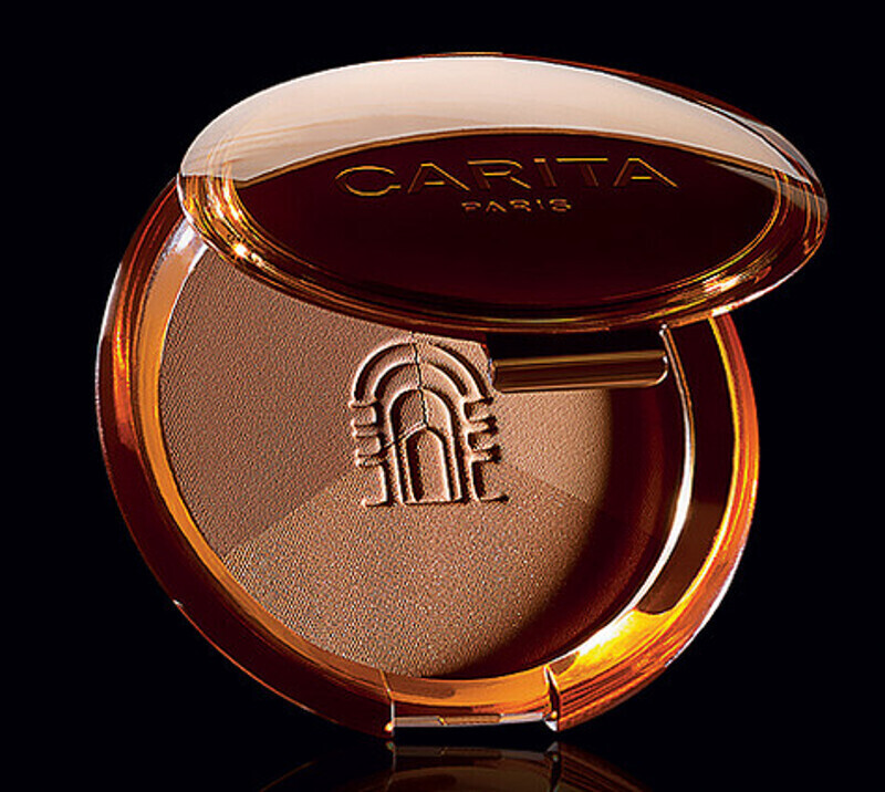 Пудра Poudre de Soleil Bronzante Protectrice SPF 10 от Carita. Фото: материалы пресс-служб.
