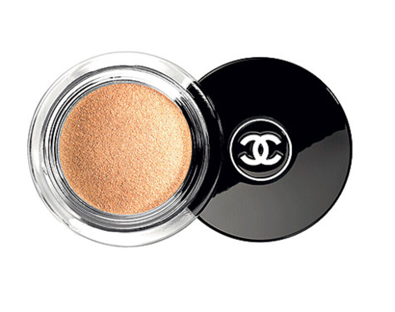 Illusion D’Ombre от Chanel.