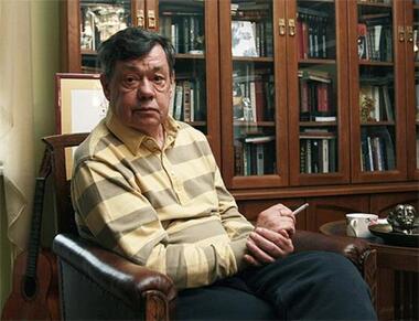 Николай Караченцов.