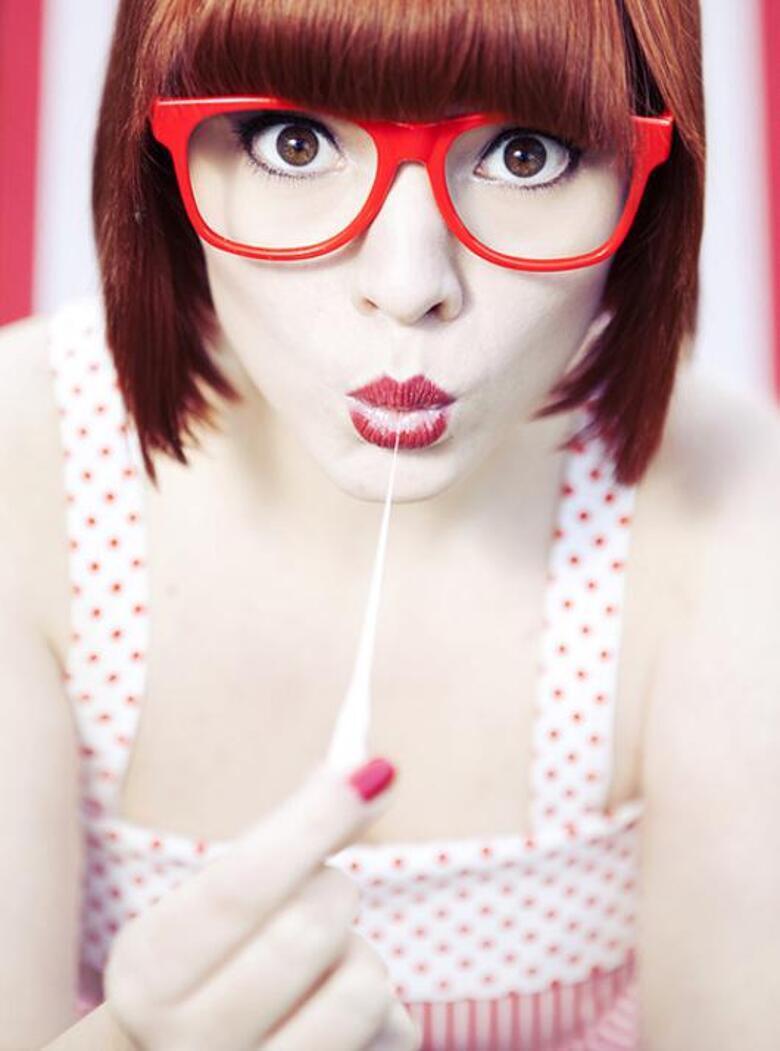 Реклама жвачки обещает, что спасет зубы от кариеса. Фото: Fotolia/PhotoXPress.ru.