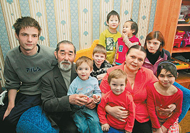 Двадцать пять по лавкам