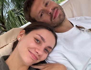 Федор Смолов и Карина Истомина отметили вторую годовщину свадьбы на,Мальдивах