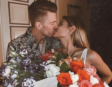 31-летний Никита Пресняков поздравил жену Алену Краснову с пятой годовщиной со,дня бракосочетания