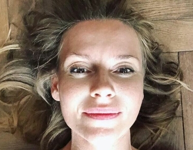 45-летняя Любовь Толкалина