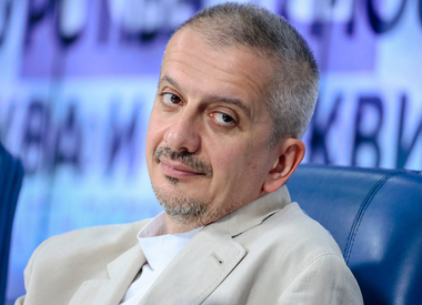 Константин Богомолов