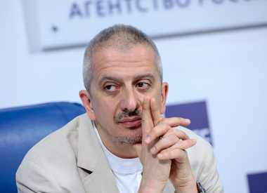 Константин Богомолов