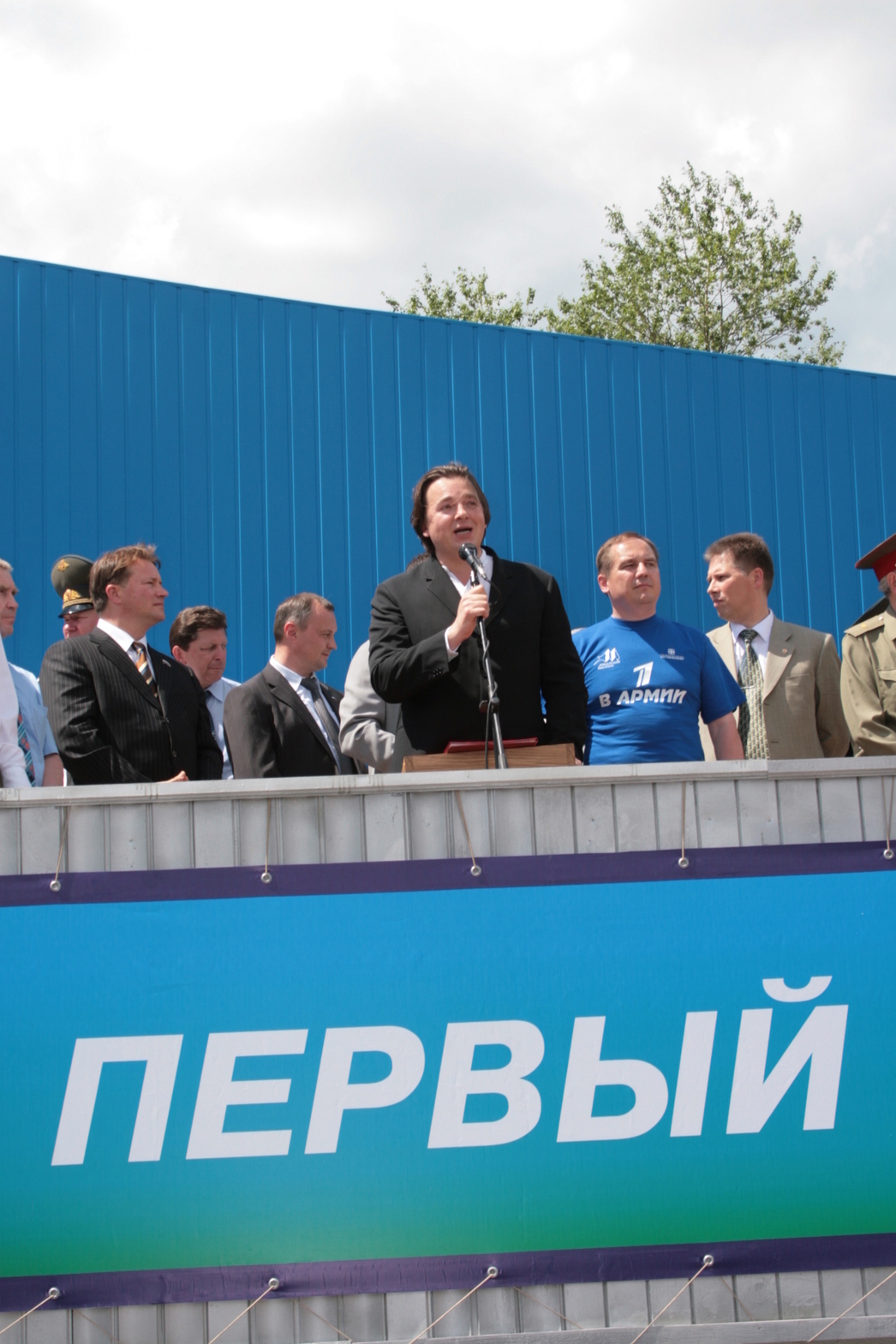 Константин Эрнст