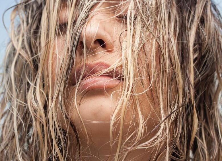 Dirty Hair Care: новый тренд на грязный уход за волосами