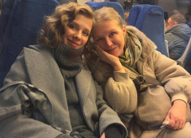 Лиза Арзамасова трогательно поздравила маму с днем рождения