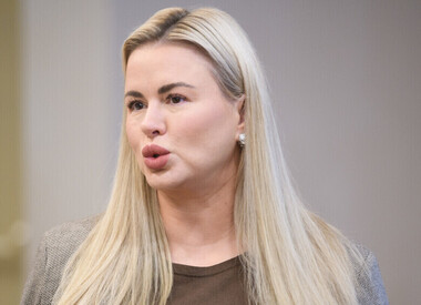 Анна Семенович