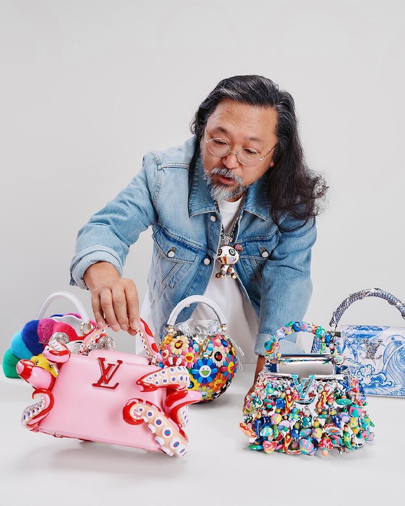 Художник Такаши Мураками переосмыслил культовую сумку Louis Vuitton