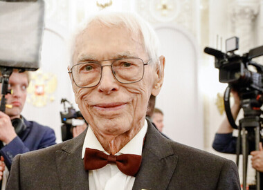 Александр Зацепин