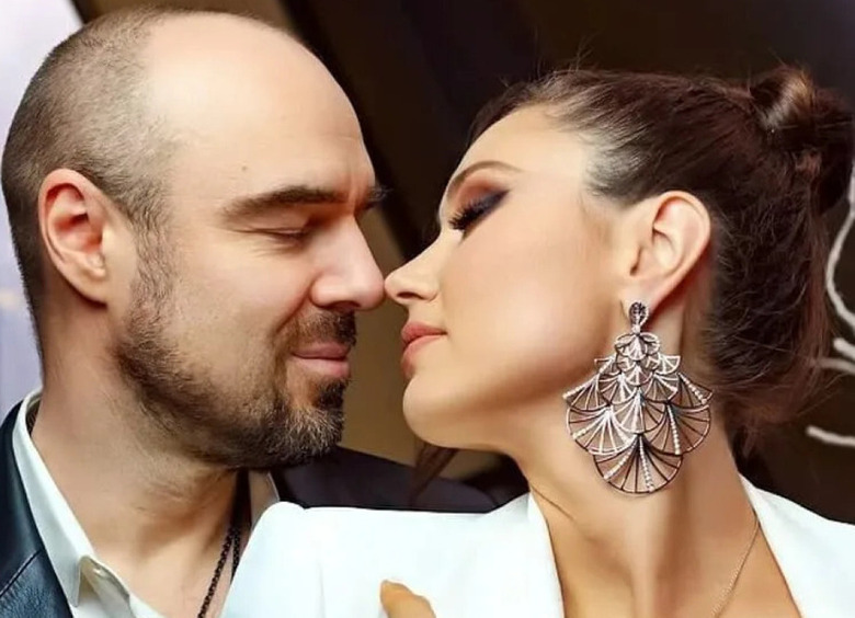 «Собой довольна»: Елену Товстик окончательно развели с мужем, но она не горюет
