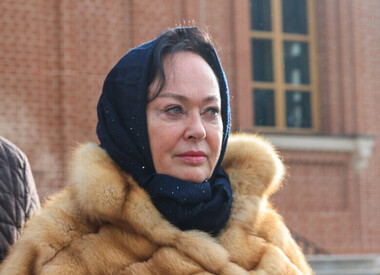 Лариса Гузеева