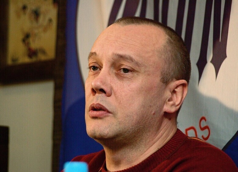 Владимир Комаров