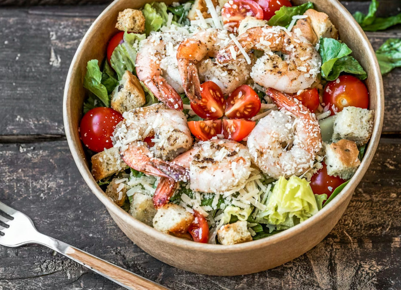 Пять рецептов полезных и вкусных салатов, которые заменят легкий ужин