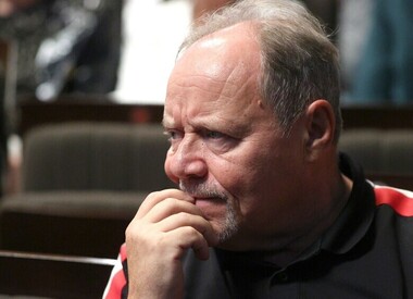 «Какая сволочь»: менеджер Алексея Маклакова негодует из-за слухов о госпитализации актера