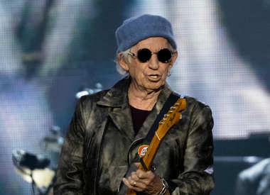 Дождался: 82-летний Кит Ричардс впервые стал прадедом