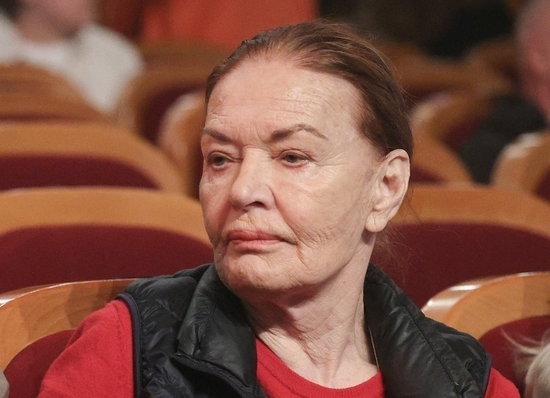 Людмила Чурсина
