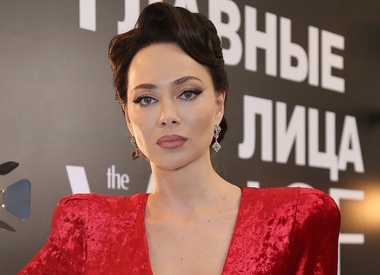 Настасья Самбурская