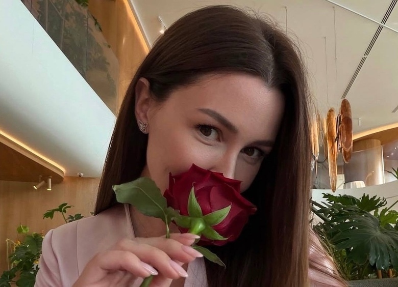 Анна Заворотнюк