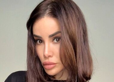 Айза рассказала, как проверяет мужа через приложение
