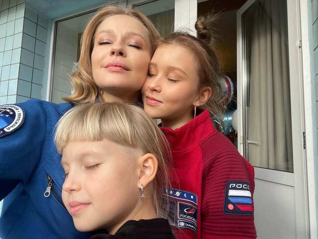 Юлия, Анна, Мария Пересильд