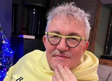 «Слоняться с собутыльниками?»: Дибров объяснил, почему Бог не дает россиянам деньги на жилье
