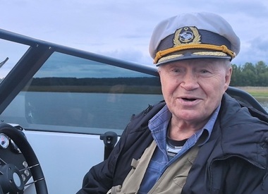 «Сам себе наловил подарок»: 80-летний Юрий Кузнецов встретил юбилей на воде
