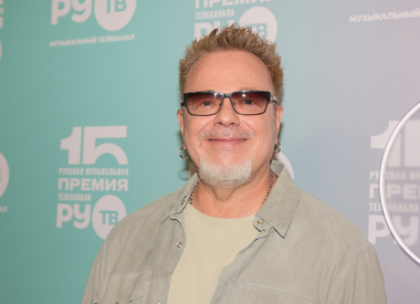 Владимир Пресняков сломал руку во время опасной прогулки с сыном