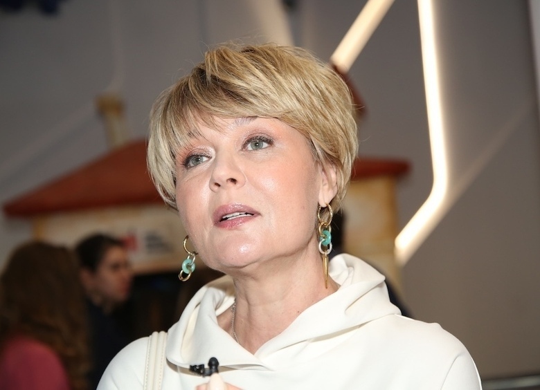 Юлия Меньшова