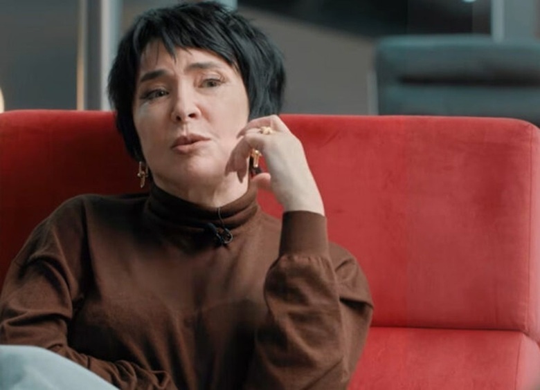 «Сними фату»: Лолита вспомнила, как мать лишила ее свадебного атрибута из-за «недевственности»